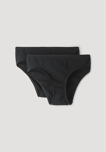 Regular cut briefs in a set of 2 made from pure organic cotton