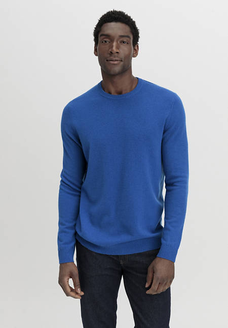 Regular sweater made of organic merino wool with cashmere