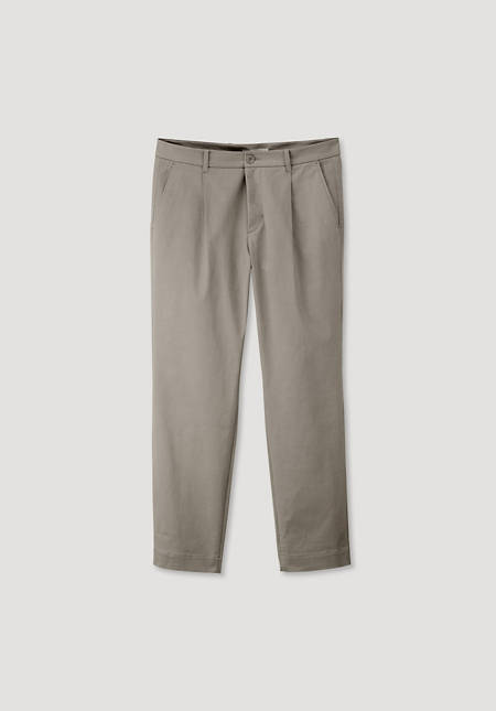 Relaxed fit trousers made from organic cotton with hemp