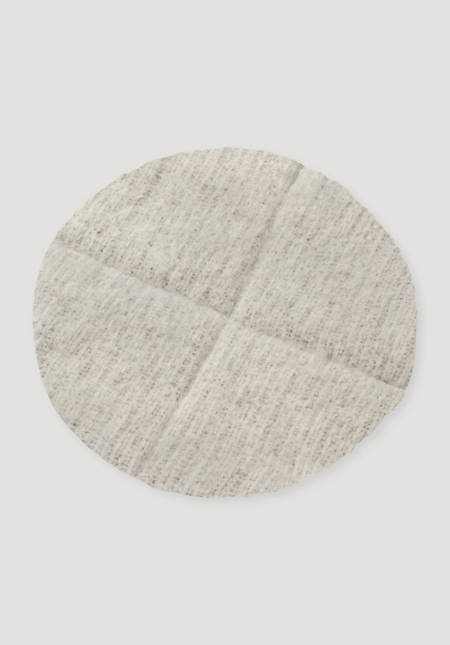 Round chair cushions made from pure new wool