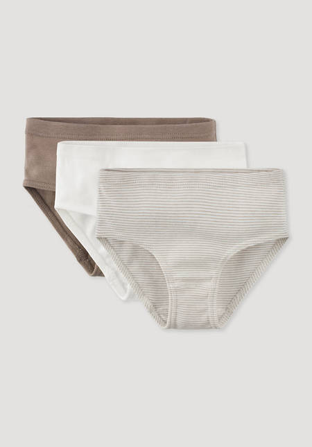 Set of 3 briefs made from pure organic cotton
