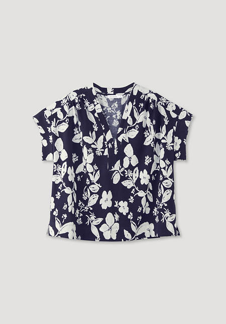 Shirt made from organic cotton