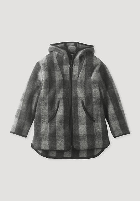Short coat made from pure organic merino wool