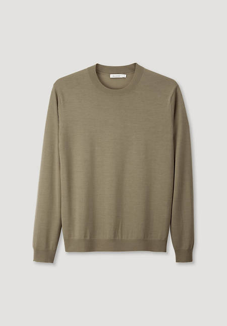 Sweater made from pure organic merino wool