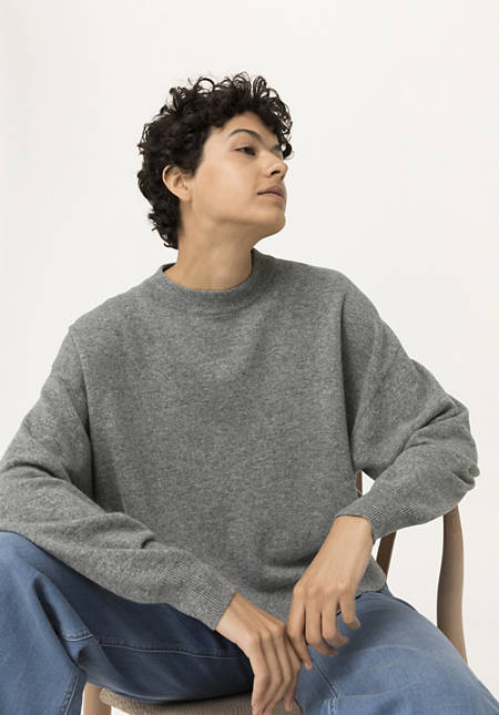 Sweater made of organic virgin wool with cashmere