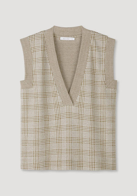 Sweater vest made from organic cotton