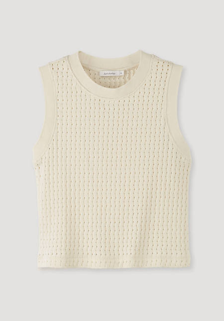 Top made from pure organic cotton