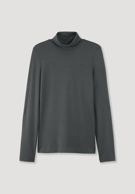 Turtleneck shirt made of TENCEL ™ Modal