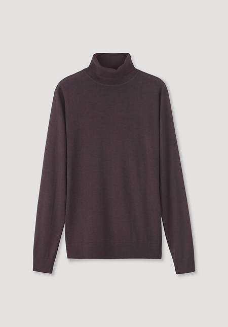 Turtleneck sweater made from pure organic merino wool