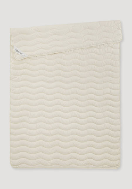 Year-round blanket made from pure organic cotton