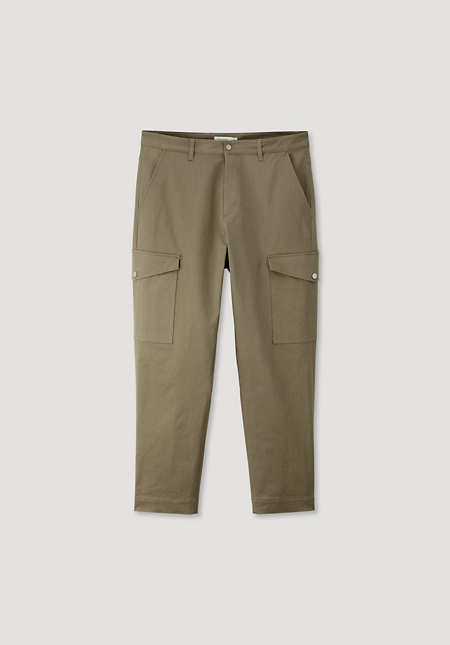 Cropped cargo pants made from organic cotton with hemp
