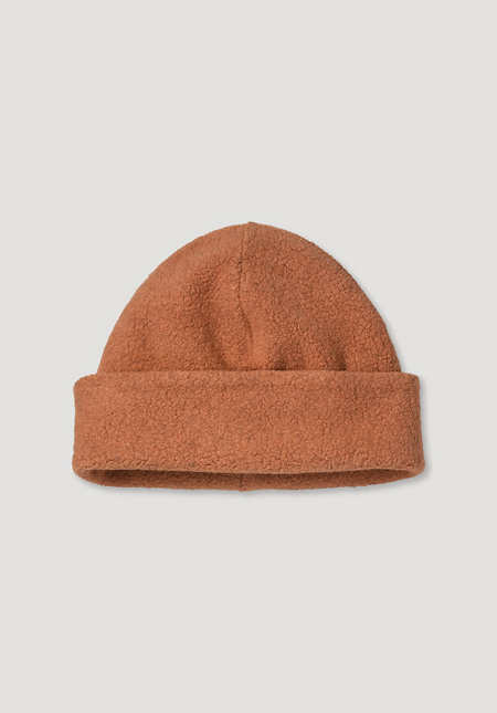 Fleece hat made from pure organic cotton
