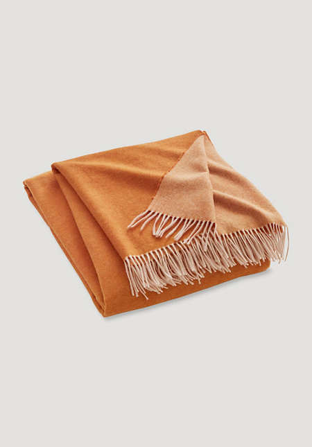 Nuvola blanket made from pure merino wool