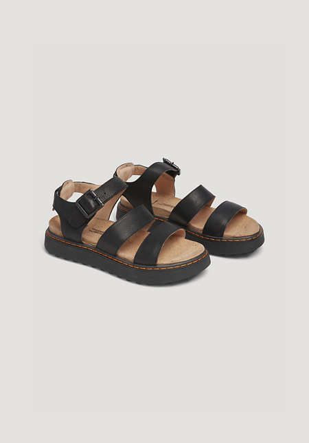Sandal with cork footbed