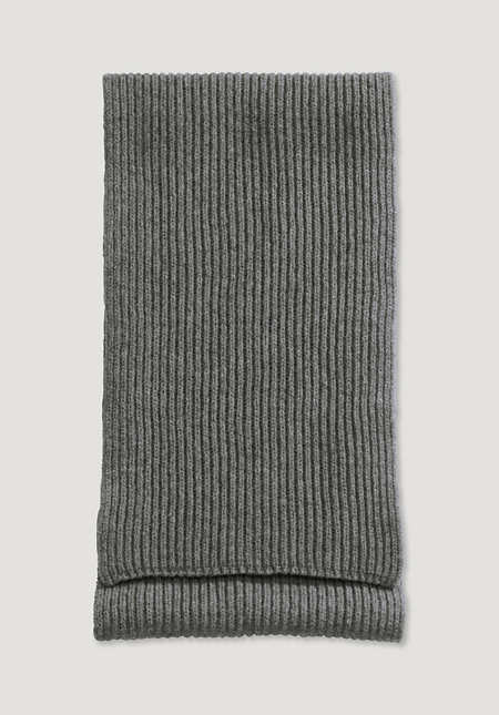 Scarf made from pure organic lambswool