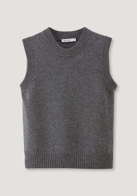 Tank top made from pure lambswool